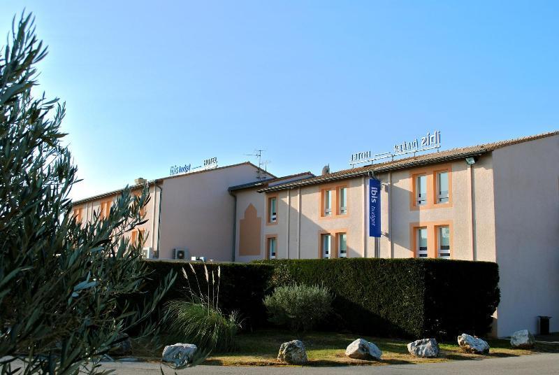 Ibis Budget Bollene Exterior photo